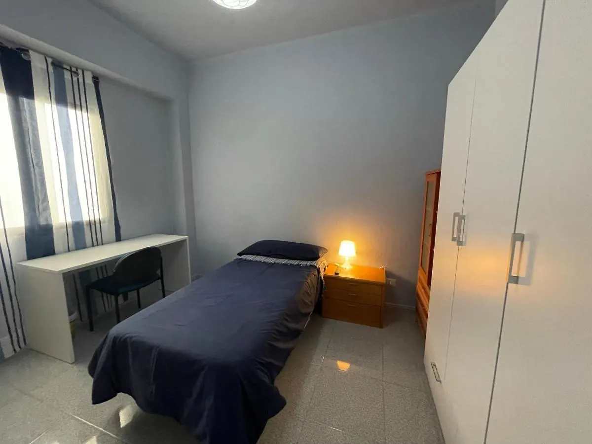 Central, Quiet And Comfortable Room, Breakfast Las Palmas de Gran Canaria 0*,  Spain